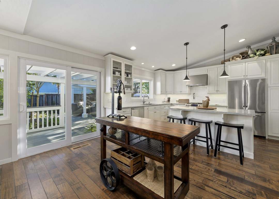 Property view 2 for 7850 Marigold Ct